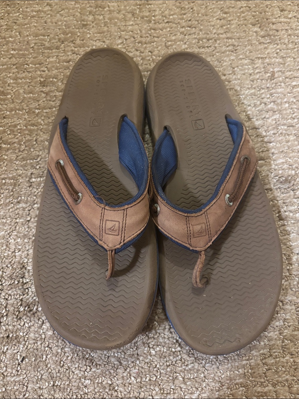 Sperry Top-Sider Boys Size 7 Intrepid Brown Leather Thong Sandals Flip Flops